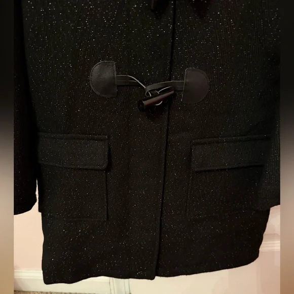 New with tag. Baby Gap girls coat. Size 5 toddler. - Picture 3 of 7